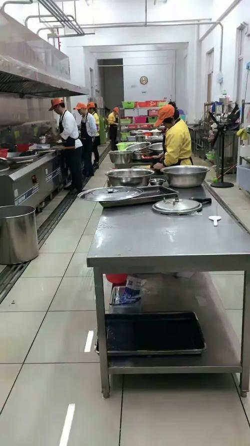 年丰餐饮管理服务,承接业务,食堂承包,果蔬配送,农副产品配送